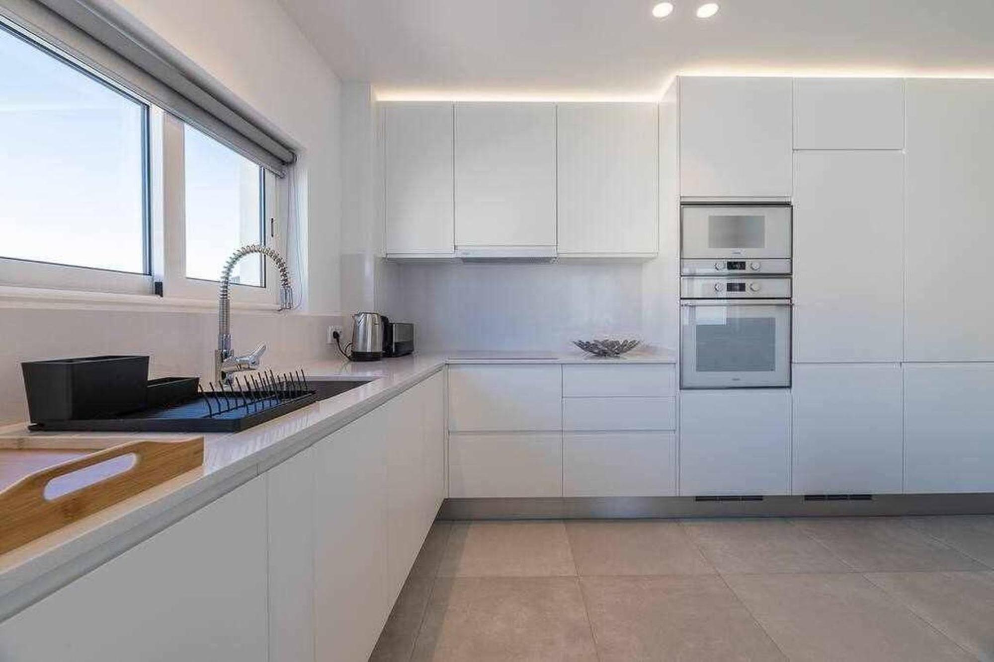 Central Town 2-Bedroom Apartment Албуфейра Экстерьер фото